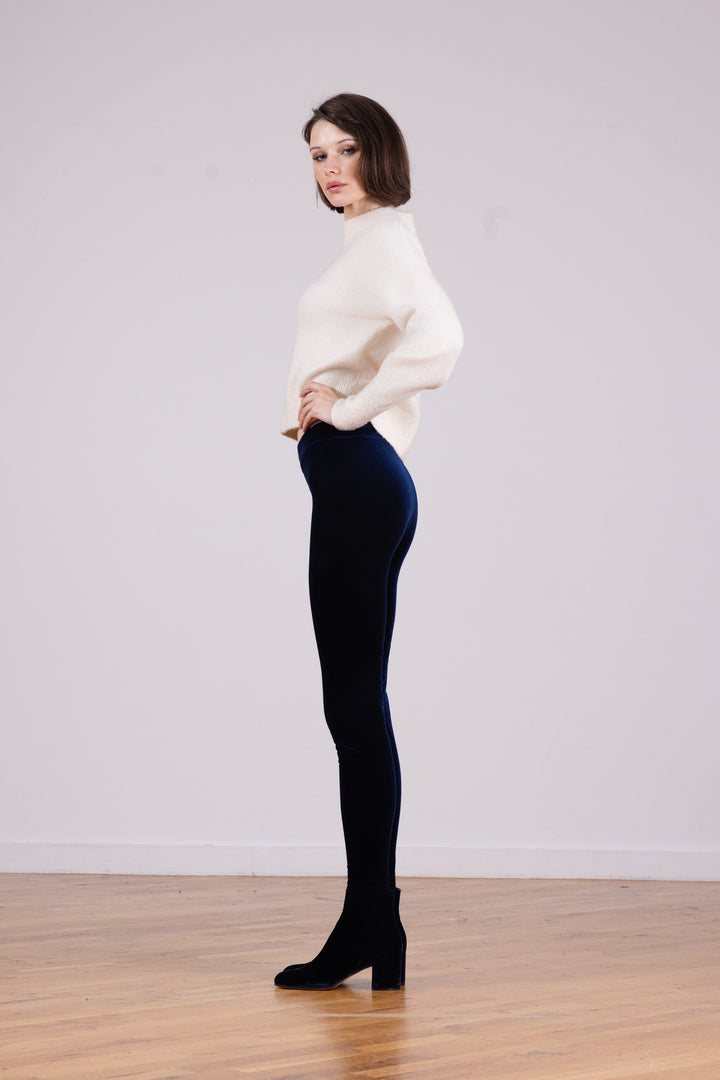 PULL ON SKINNY Velvet Navy