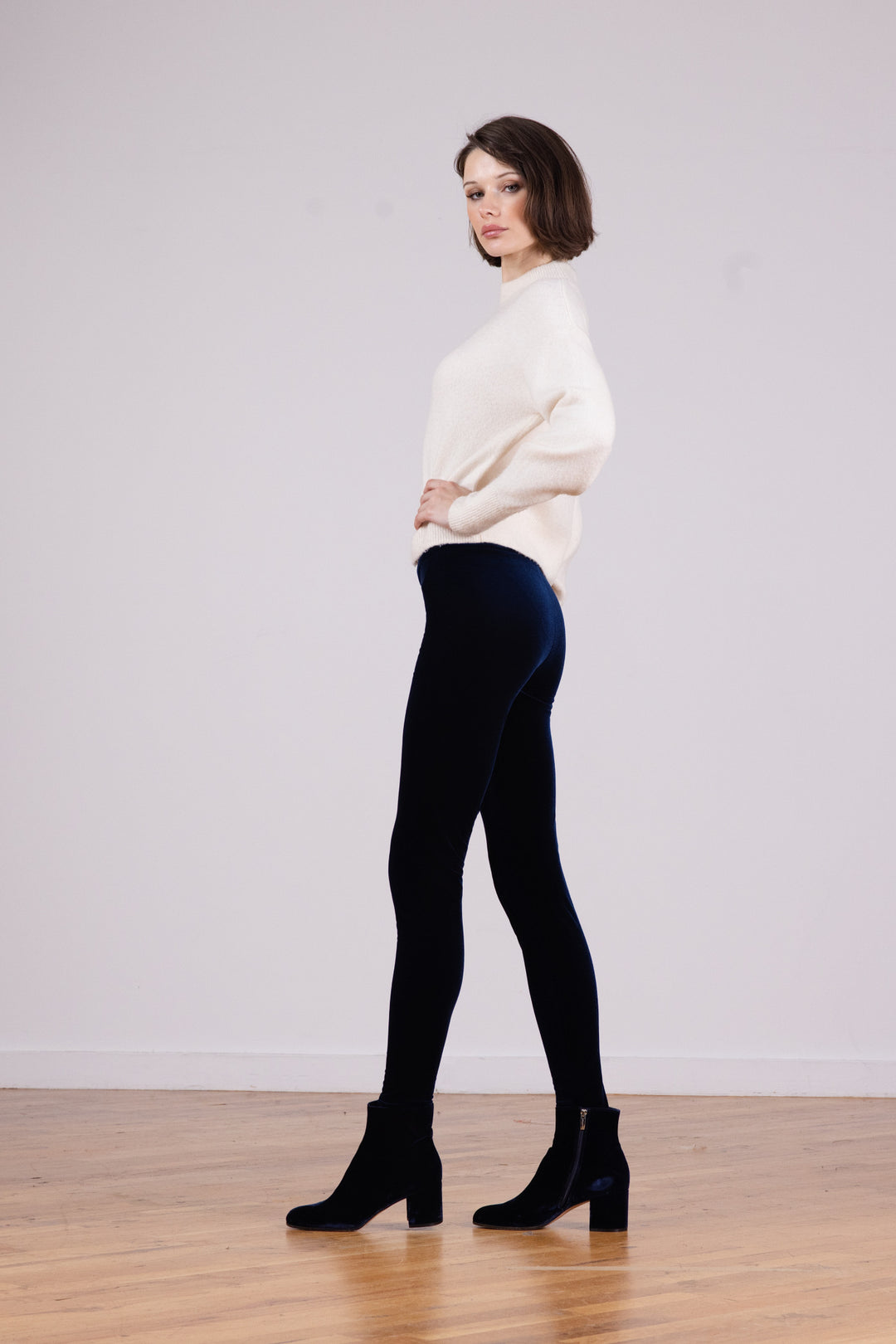 PULL ON SKINNY Velvet Navy