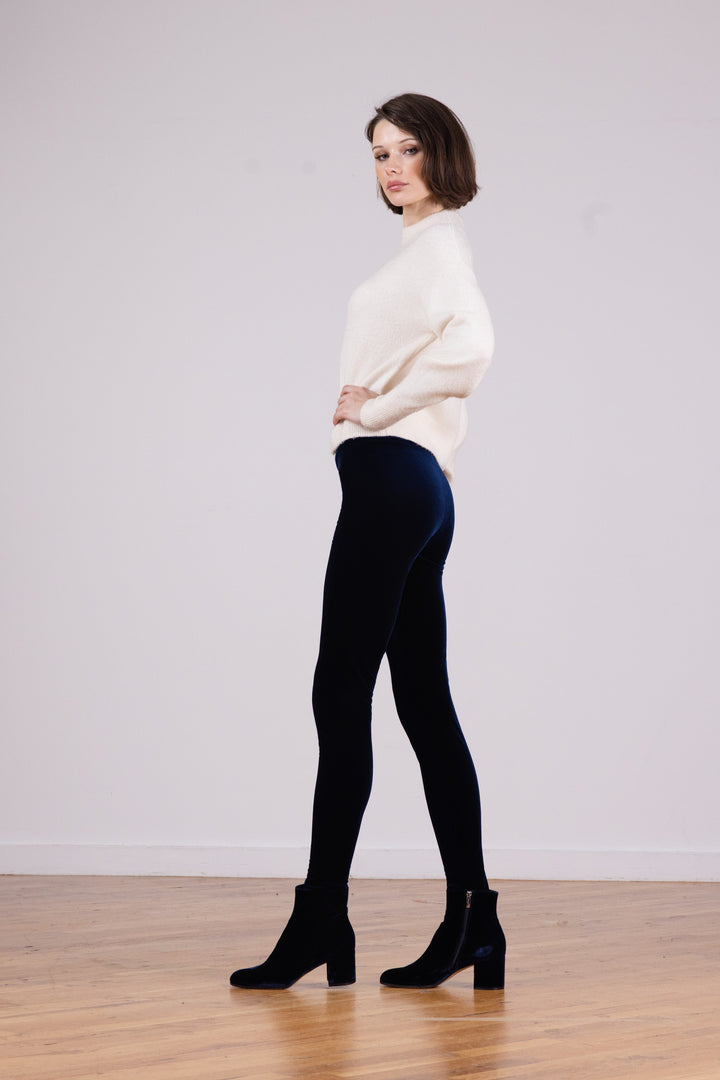 PULL ON SKINNY Velvet Navy
