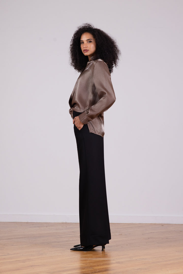 SLEEK Tropical Black