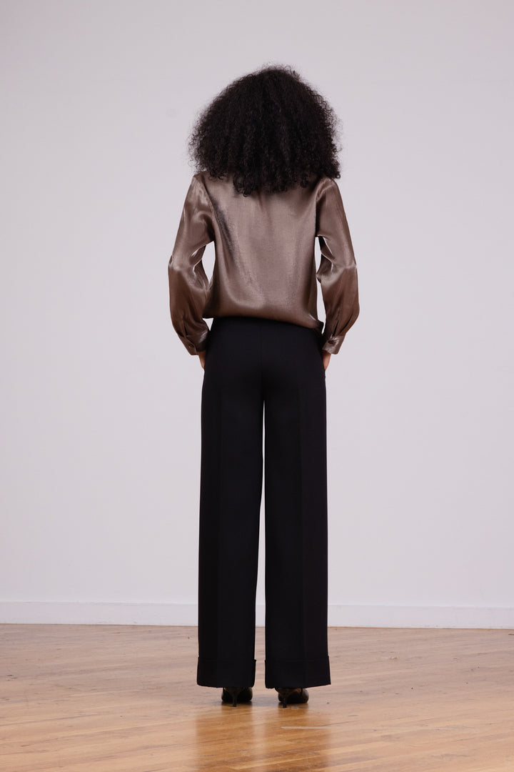 SLEEK Tropical Black