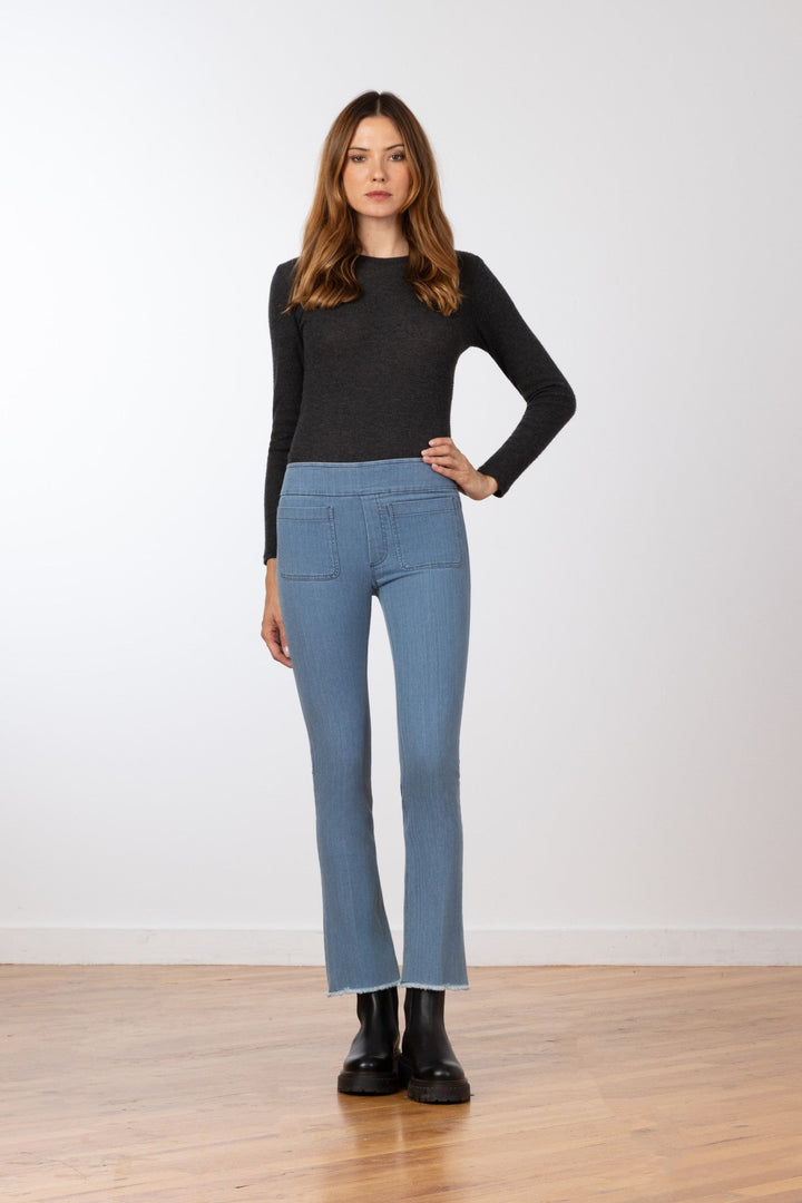STITCH Light Denim - AVENUE MONTAIGNE 