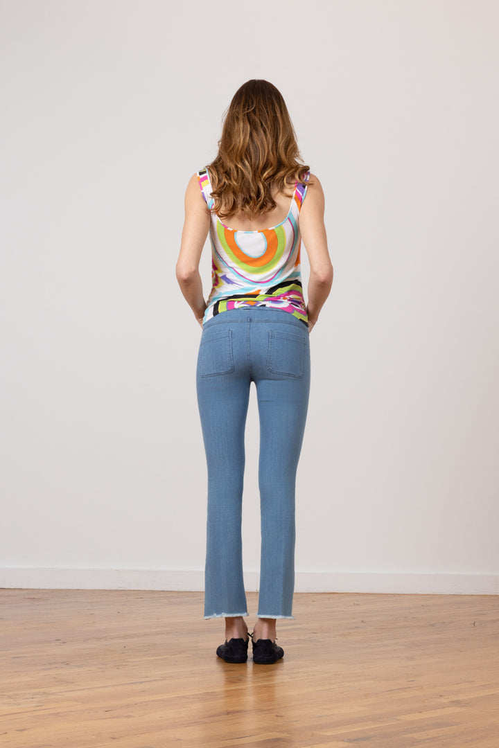STITCH Light Denim - AVENUE MONTAIGNE 
