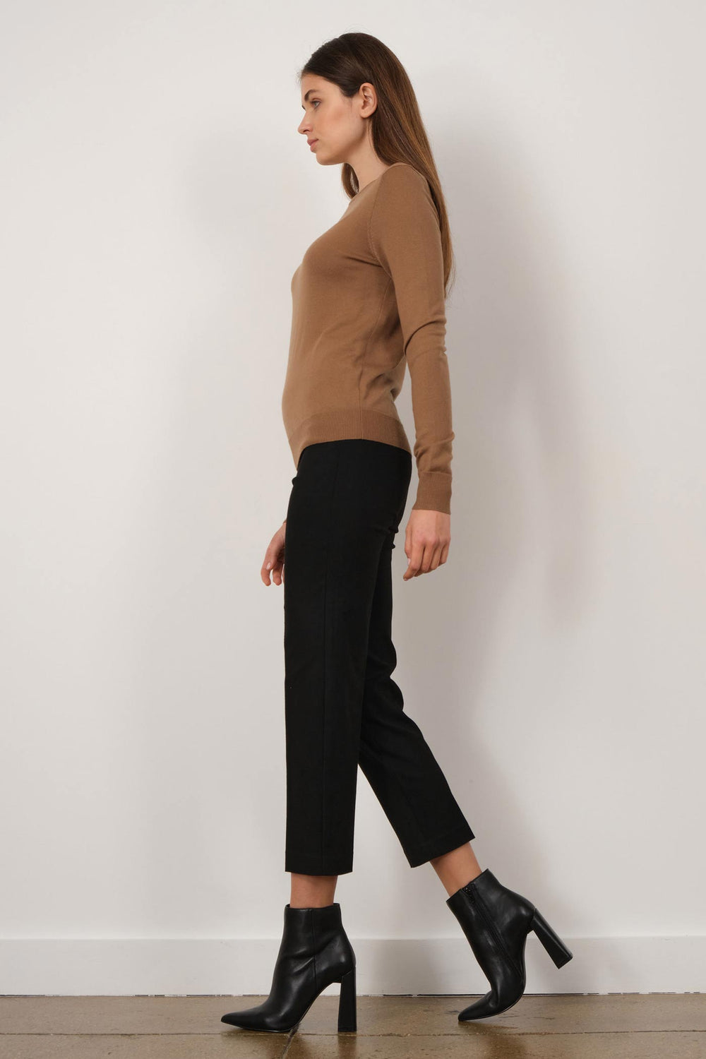 EDITH Flannel Black - AVENUE MONTAIGNE 