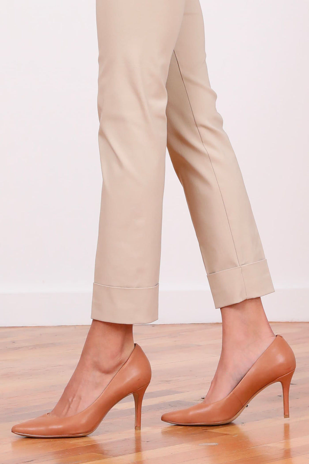 FRANCO Signature Beige - AVENUE MONTAIGNE 