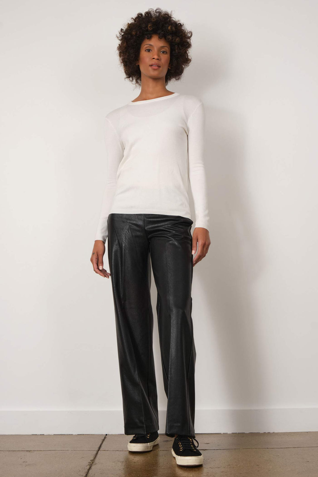 GEORGES Pleather Black