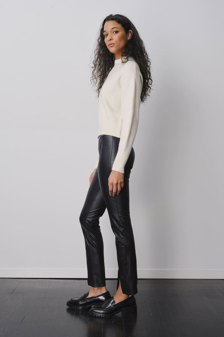 MAX Pleather Black