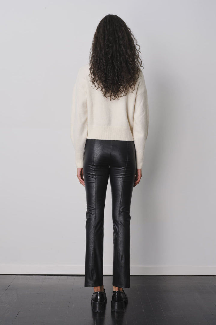 MAX Pleather Black