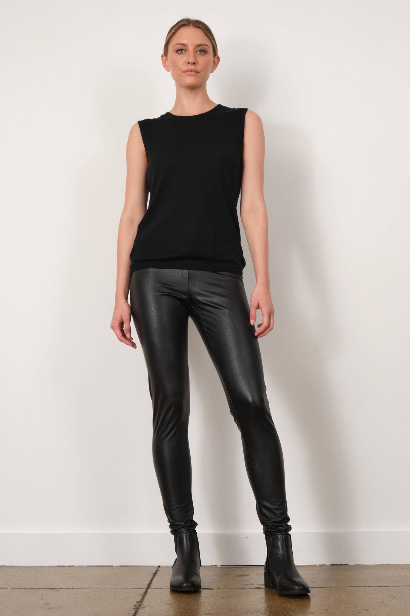 PULL ON SKINNY Pleather Black